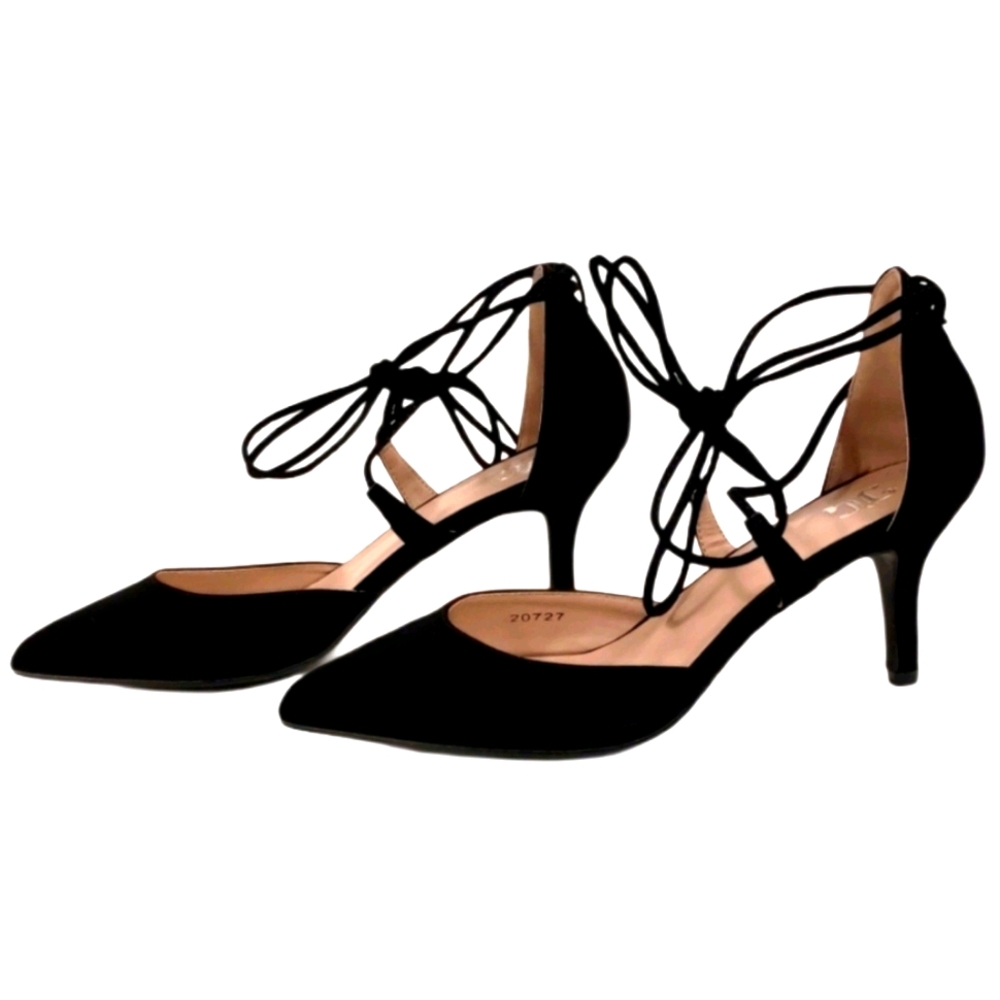 Black Point Toe Leg Wrap Tied Kitten Heels Size 7 Faux Suede